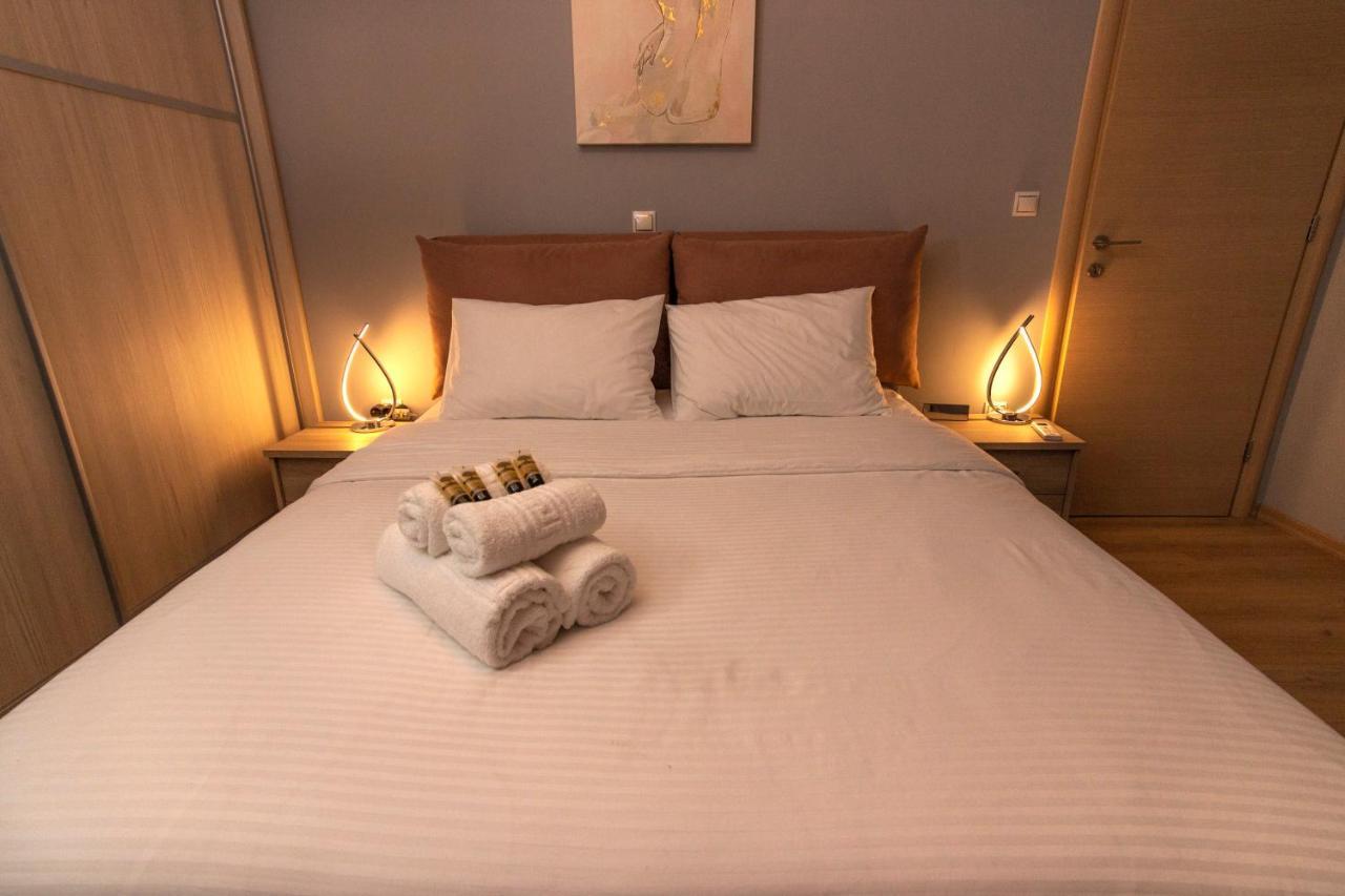 Luxury Suite 10' From The Center Aten Exteriör bild